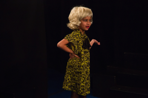 CAMA8831